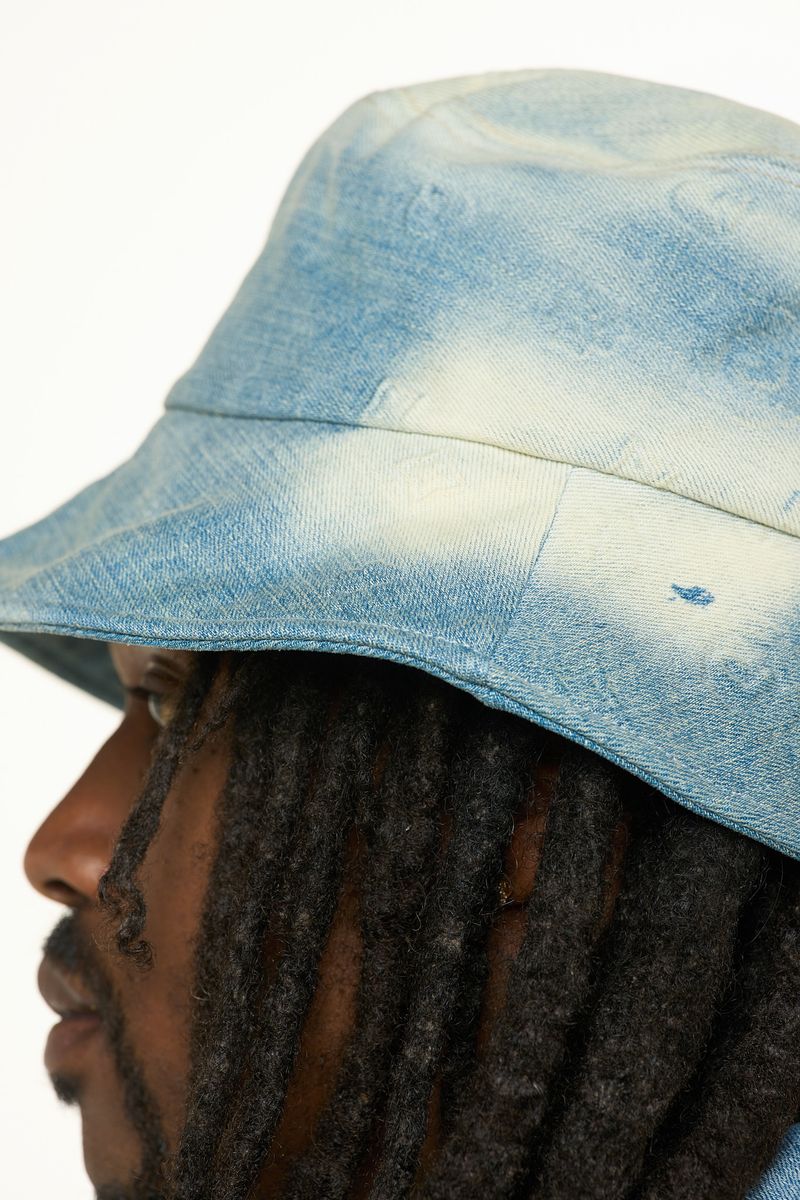 "NEW EMOTIONS" EMBOSSED BUCKET HAT (LIGHT BLUE STONE WASH)